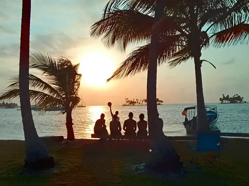 Cabañas en la playa para el tour de 2 días en San Blas